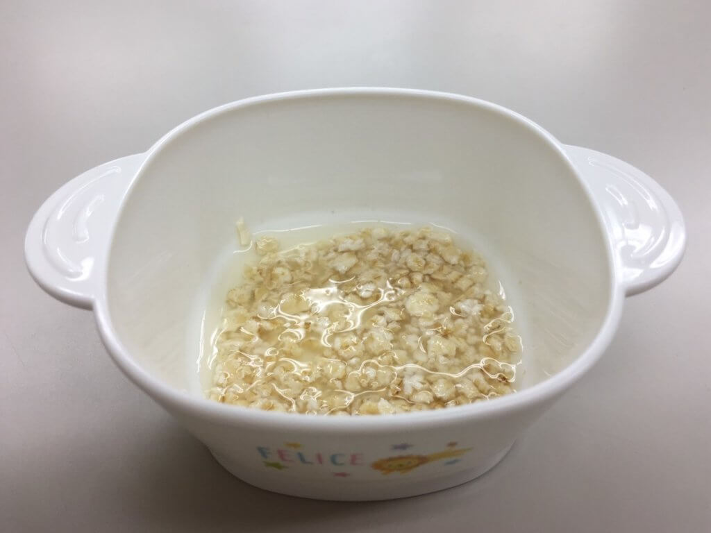 離乳食中期 オートミールはいつから使えるの 1食量の目安 管理栄養士監修 脳を育む離乳食 幼児食コミュニティサイト